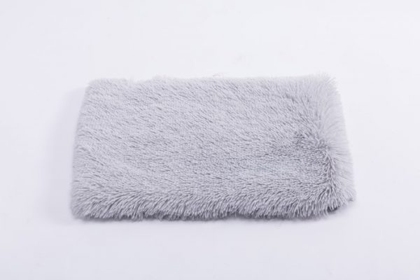 Fleece Dog Mat Winter Soft Comfortable Pet Bed Cushion Long Plush Cat Sleeping Bed for Puppy Chihuahua Dog Accessories