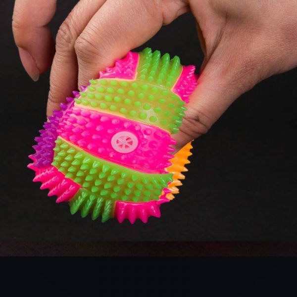 Pet Toy Ball Dog Chew Durable Products Elastic Flash Light Squeaky Spiky Ball Pet Dog Cat Molar Plastic Entertained Toy